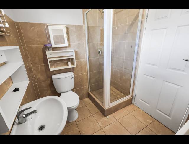 2 BEDROOM TOWNHOUSE TO LET IN GREENFIELDS